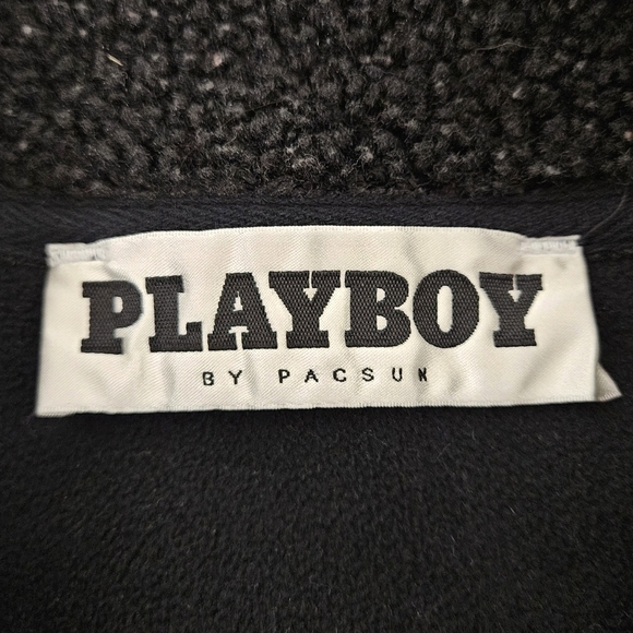 Playboy Double Header Embroidered Sherpa Jacket in Black Size Large - Picture 10 of 13